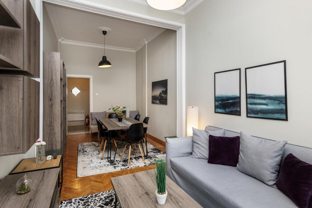 Appartement C.4 Red Rose #colony_central_apartment